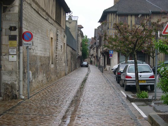 rue Linard Gonthier (jolie ruelle pavée)